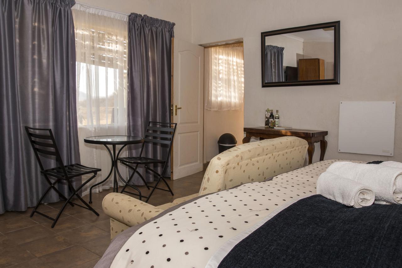 Drakensberg Bush Lodge And Backpackers Winterton Εξωτερικό φωτογραφία