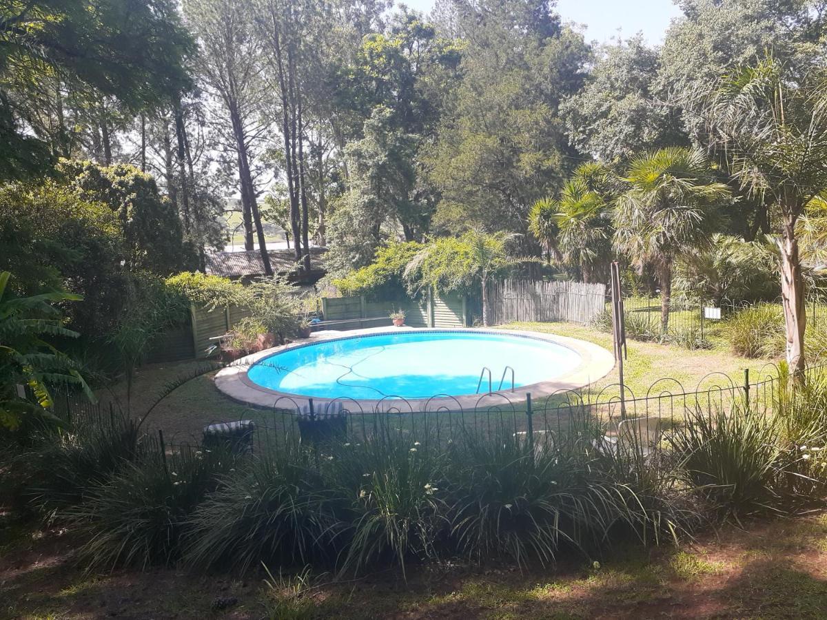Drakensberg Bush Lodge And Backpackers Winterton Εξωτερικό φωτογραφία